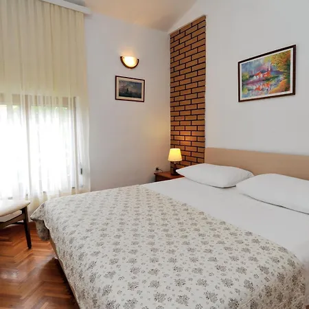 Apartments Villa Eden Preko Room photo